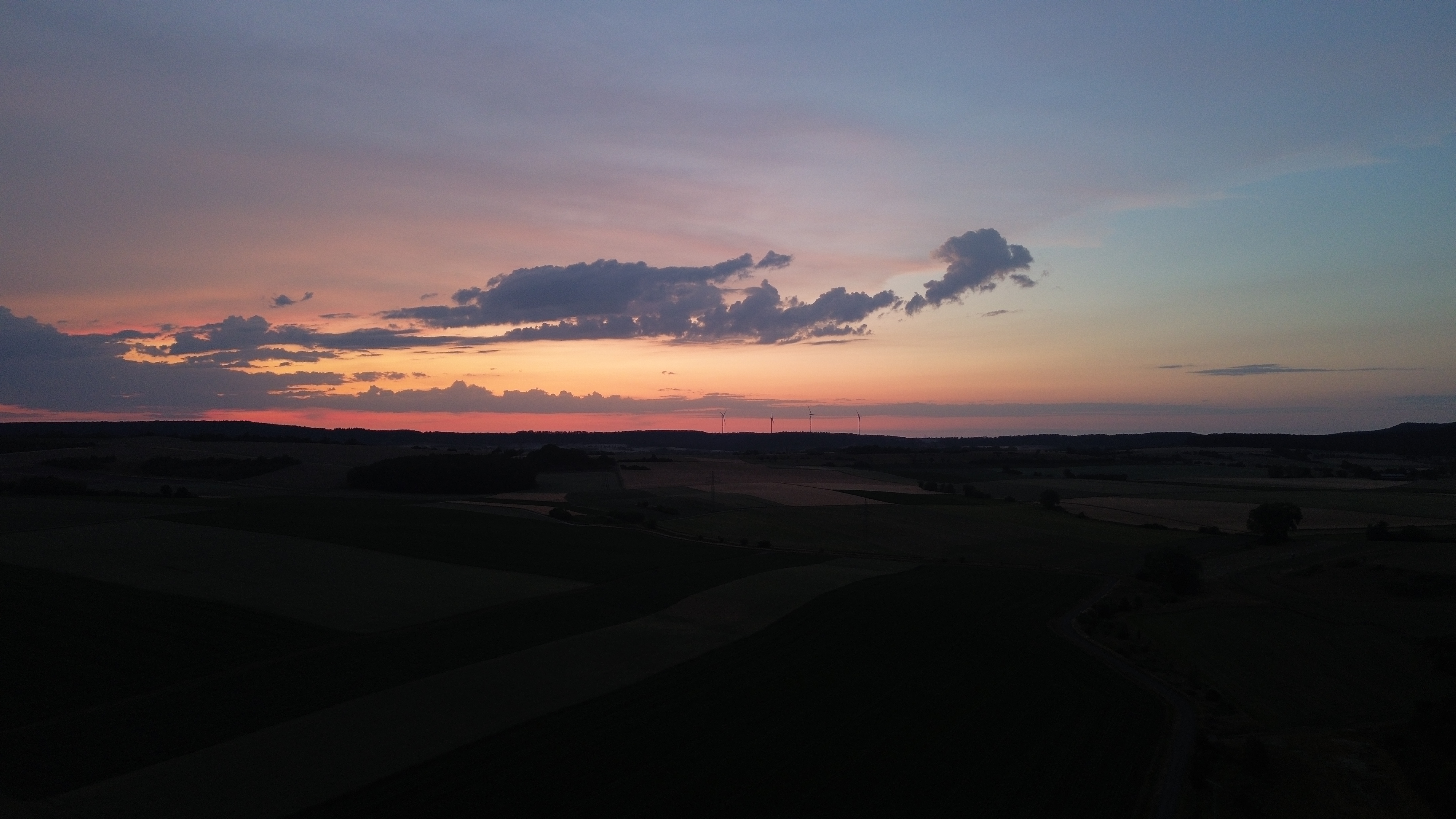 Weites Land im letzten Licht